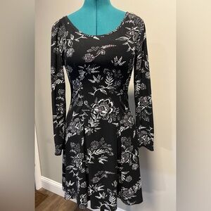 Ladies Mudd dress
